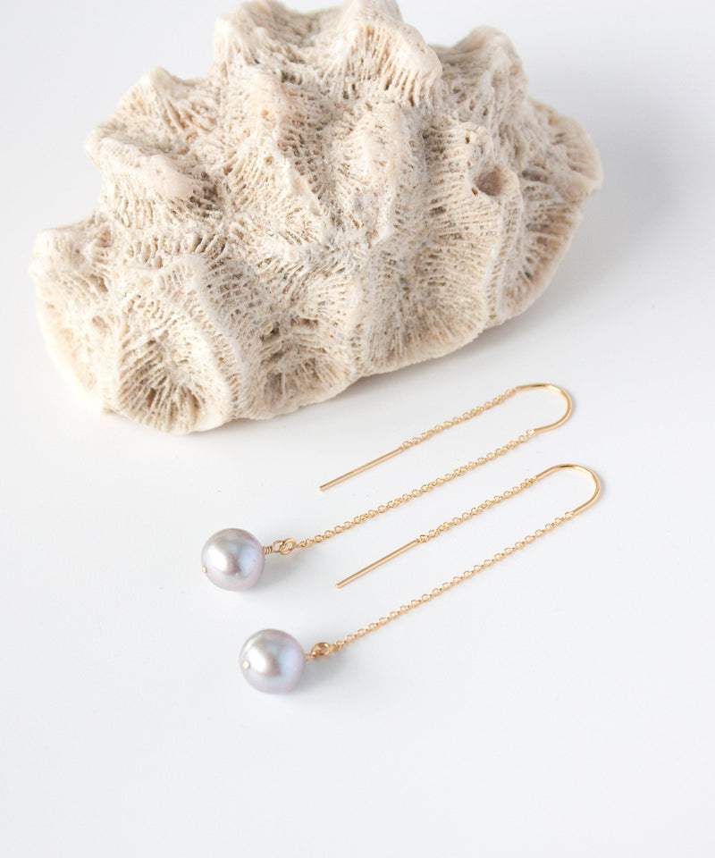 Neri Grey Pearl Threader Earrings