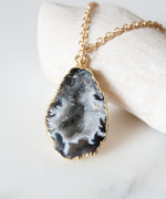 Jane Geode Pendant Necklace | Dark