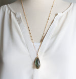 Vivien Gemstone Pendant Necklace | Labradorite